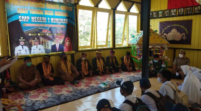 Sekolah Penggerak, SMP 1 Nunukan Gelar Projek Pertama di Rumah Adat Tidung Binusan